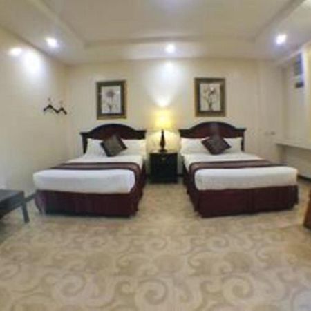 אולונגפו Cindy Kelly Hotel מראה חיצוני תמונה