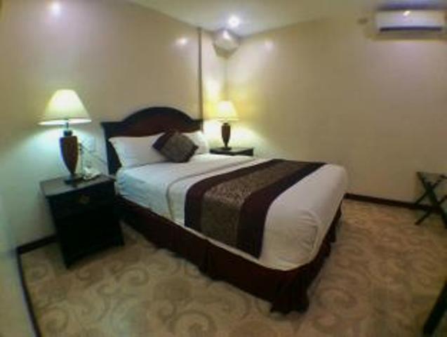 אולונגפו Cindy Kelly Hotel מראה חיצוני תמונה